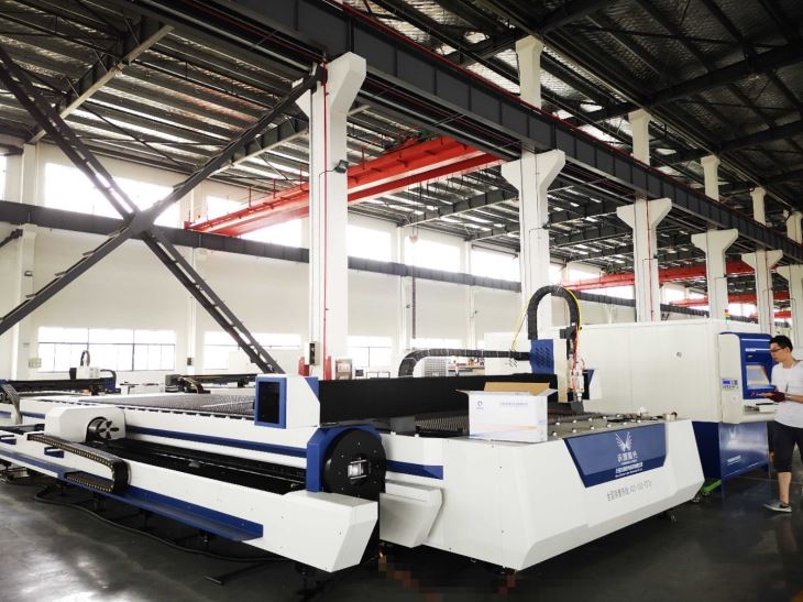 1500W Sheet And Pipes Cutting Machine